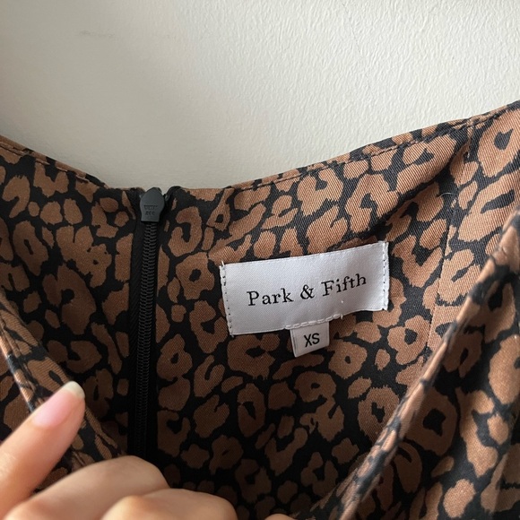 Park & Fifth Black and Brown Cheetah Brown Long Sleeve Leg Slit Dress - XS - Picture 9 of 12